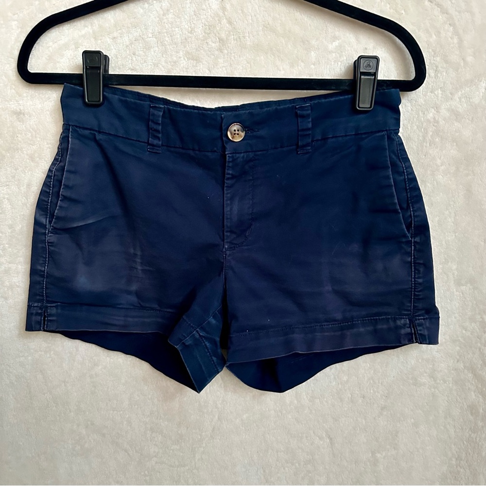 Old Navy Everyday Shorts Size 2 Navy‎ Blue w/Discoloration
